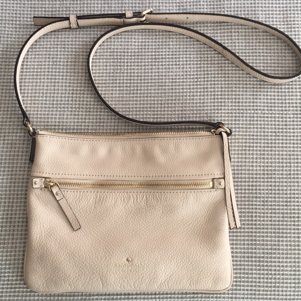 Kate Spade cream leather crossbody bag.
